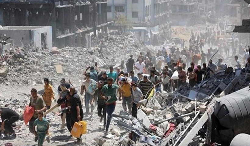 इजरायल ने गाजा में की भीषण बमबारी (तस्वीर क्रेडिट@TufailChaturve)