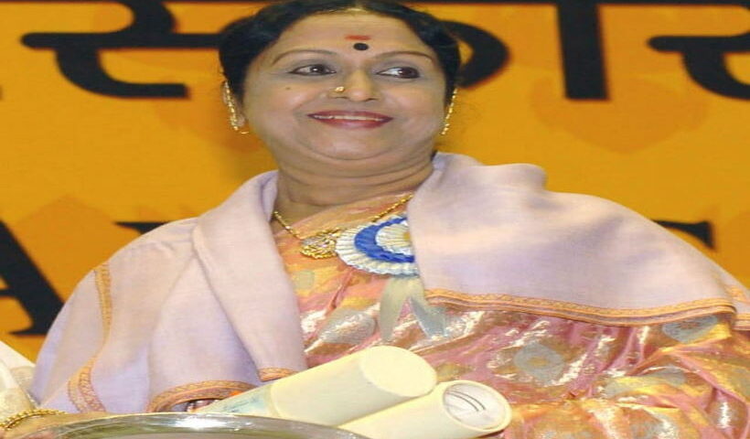 तमिल सिनेमा की दिग्गज अभिनेत्री बी.सरोजा देवी (तस्वीर क्रेडिट@JoshiPralhad)