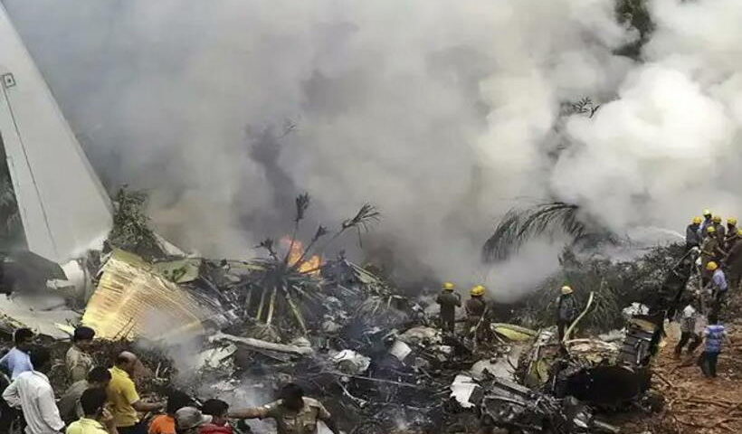 रूसी विमान दुर्घटनाग्रस्त (तस्वीर क्रेडिट@arohishukl50402)