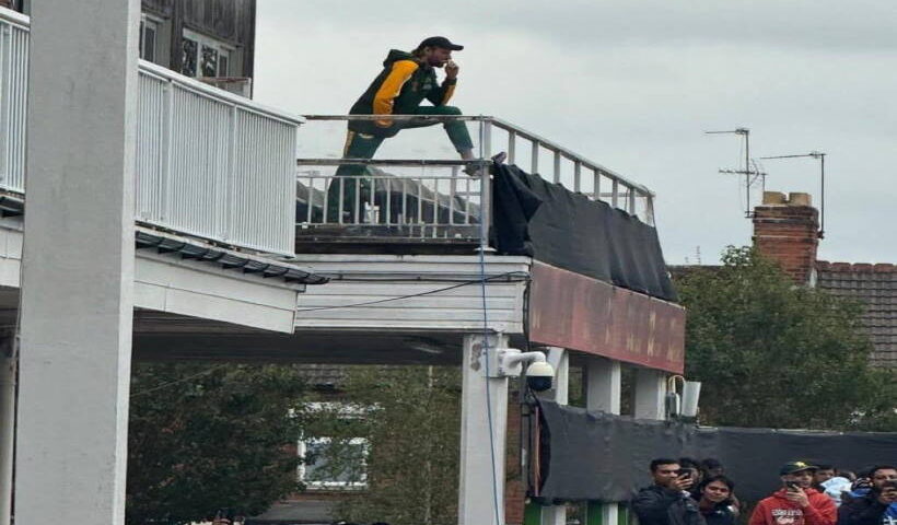 टीम इंडिया ने की शाहिद अफरीदी की बोलती बंद (तस्वीर क्रेडिट@sachin_1879)