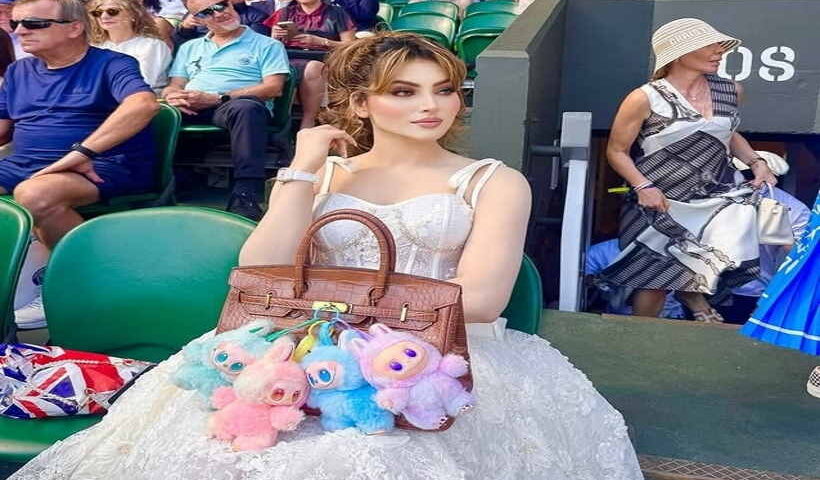 उर्वशी रौतेला (तस्वीर क्रेडिट@Onlinetadka)