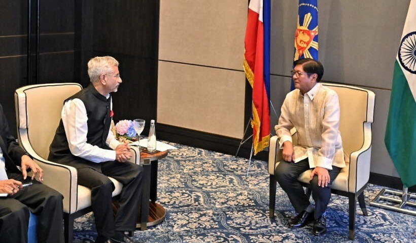 फिलीपींस के राष्ट्रपति मार्कोस जूनियर और विदेश मंत्री जयशंकर (तस्वीर क्रेडिट@NM_DisciplineX)