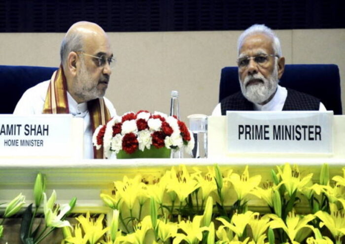 पीएम मोदी व अमित शाह