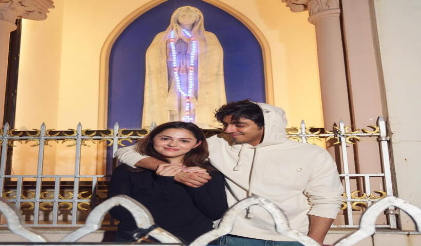 अहान पांडे और अनीत पड्डा (तस्वीर क्रेडिट@angel_ank1)