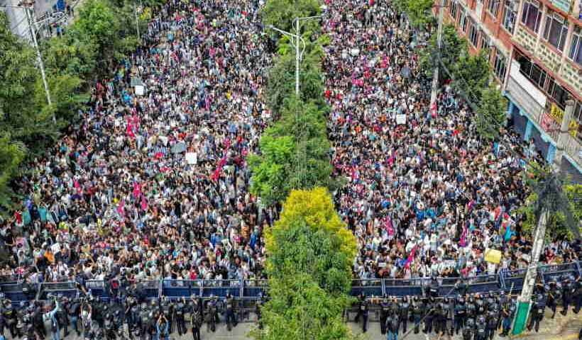 नेपाल प्रदर्शन (तस्वीर क्रेडिट@shobhit456)