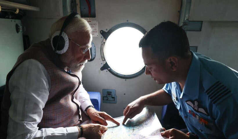 हिमाचल और पंजाब के बाढ़ प्रभावित इलाकों के दौरे पर प्रधानमंत्री मोदी (तस्वीर क्रेडिट@SikanderBJP)