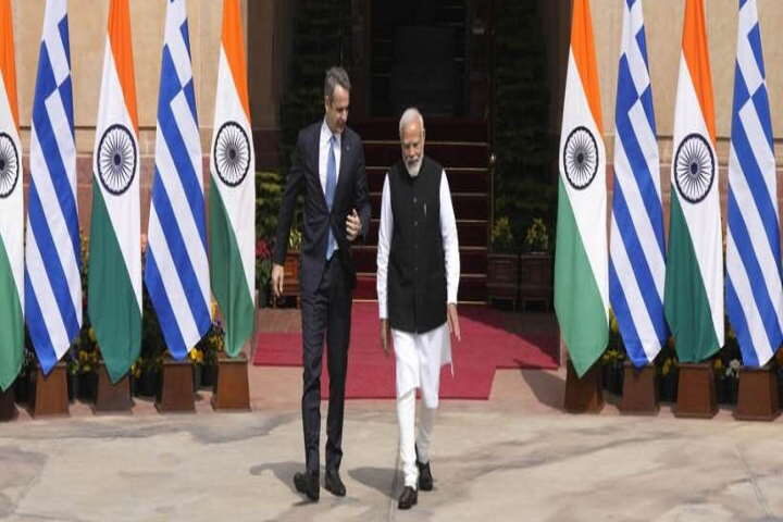 ग्रीस के प्रधानमंत्री क्यारीकोस मित्सोताकिस और प्रधानमंत्री नरेंद्र मोदी (तस्वीर क्रेडिट@oulosP)