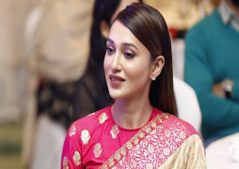 टीएमसी की पूर्व सांसद और बंगाली फिल्म इंडस्ट्री की मशहूर अभिनेत्री मिमी चक्रवर्ती (तस्वीर क्रेडिट@Anjan94150697)