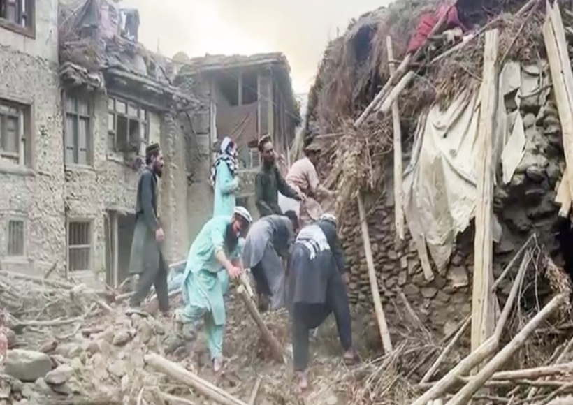 अफगानिस्तान फिर दहला भूकंप से (तस्वीर क्रेडिट@Nt_Takfeeri_1)