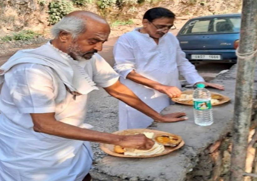 सुपरस्टार रजनीकांत ने काम से ब्रेक लेकर ऋषिकेश पहुँचे (तस्वीर क्रेडिट@rajgarh_mamta1)