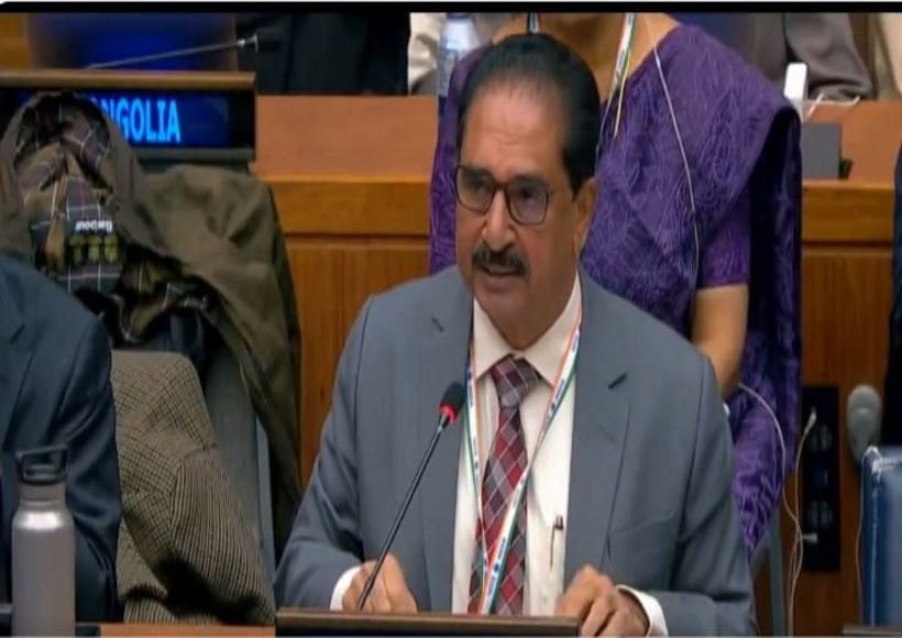 केरल से रिवोल्यूशनरी सोशलिस्ट पार्टी (आरएसपी) के सांसद एन.के. प्रेमचंद्रन (तस्वीर क्रेडिट@naaz_mahar)