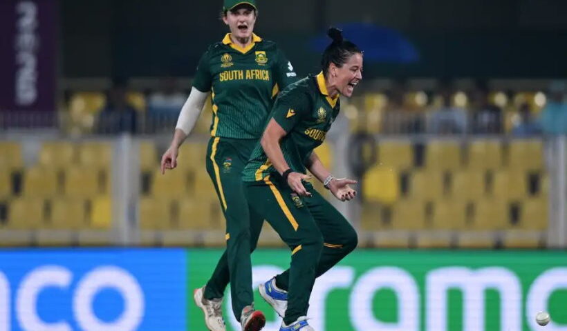 साउथ अफ्रीकी गेंदबाज मारिजैन कप्प (तस्वीर क्रेडिट@MidnightMusinng)