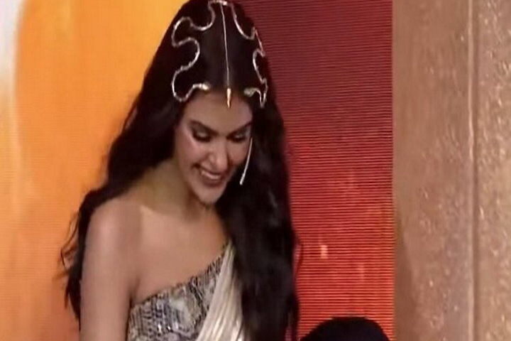 अभिनेत्री प्रियंका चाहर चौधरी (तस्वीर क्रेडिट@nabzwanderer)