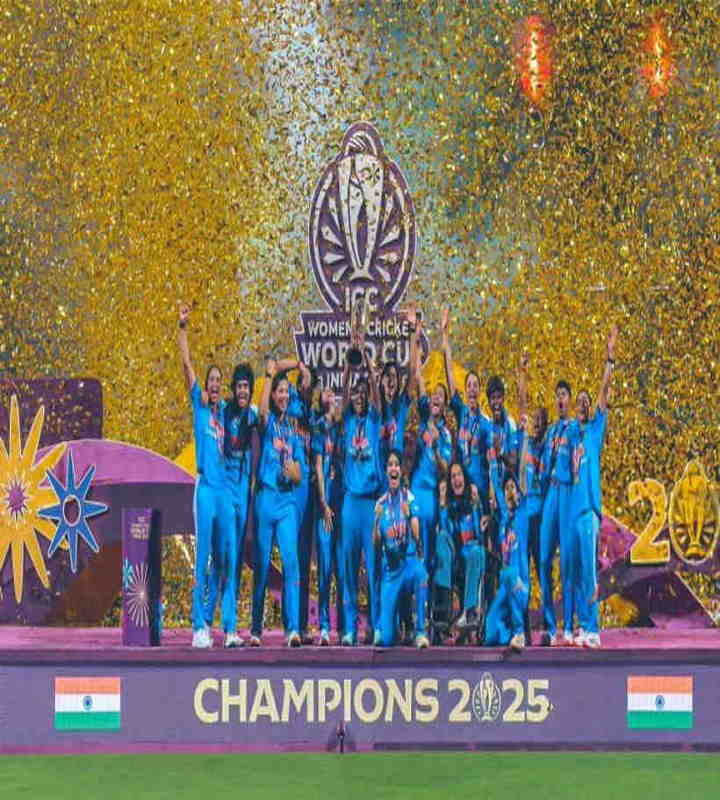 भारतीय महिला क्रिकेट टीम ने विश्व कप 2025 जीत रचा इतिहास (तस्वीर क्रेडिट@Navrang)