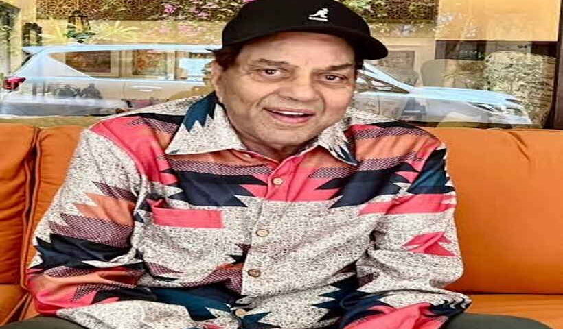 धर्मेंद्र (तस्वीर क्रेडिट@dreamgirlhema)