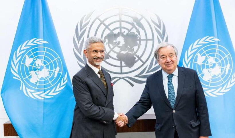 संयुक्त राष्ट्र महासचिव एंटोनियो गुटेरेस और भारत के विदेश मंत्री एस जयशंकर (तस्वीर क्रेडिट @DrSJaishankar)