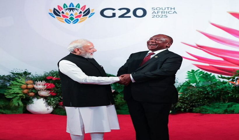 प्रधानमंत्री नरेंद्र मोदी और दक्षिण अफ्रीका के राष्ट्रपति सिरिल रामफोसा (तस्वीर क्रेडिट@GopiSpeaks)