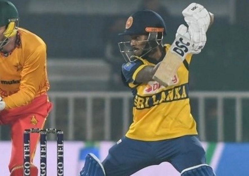 त्रिकोणीय टी20 सीरीज में श्रीलंका की पहली जीत (तस्वीर क्रेडिट@CricketCrowd)