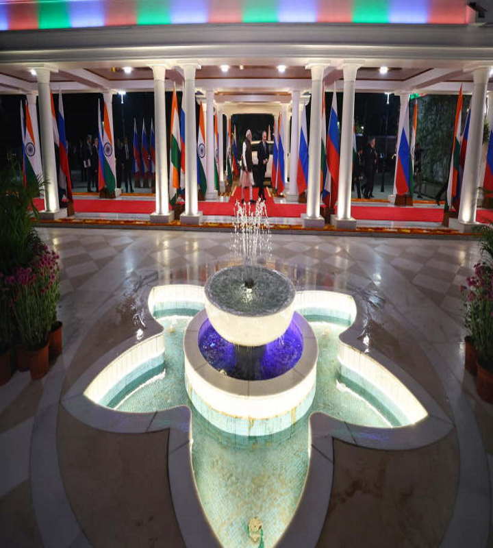 प्रधानमंत्री नरेंद्र मोदी और रूसी राष्ट्रपति व्लादिमीर पुतिन