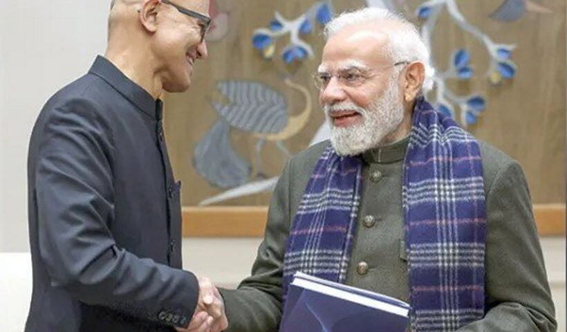 माइक्रोसॉफ्ट के अध्यक्ष और सीईओ सत्य नडेला और प्रधानमंत्री नरेंद्र मोदी (तस्वीर क्रेडिट@Shadananan2)