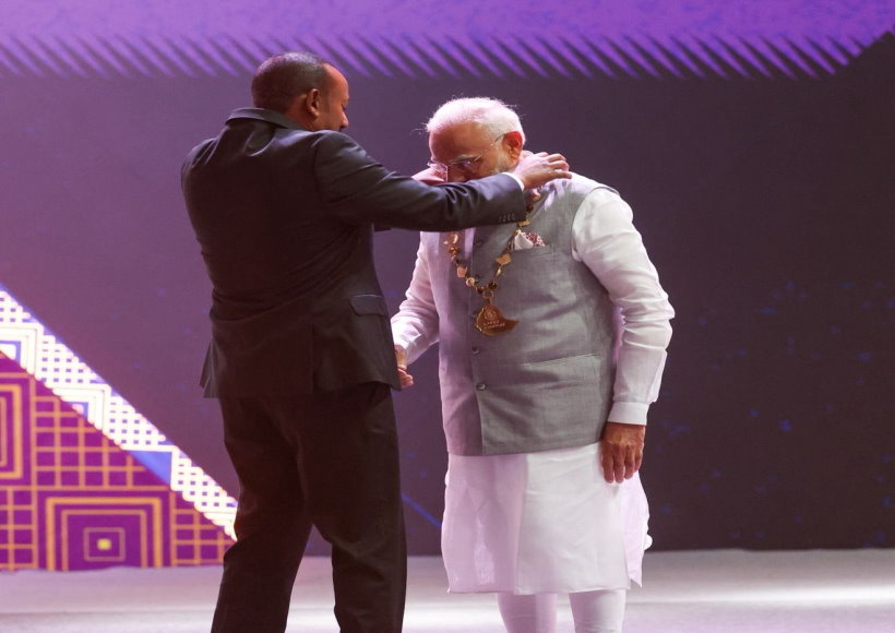 प्रधानमंत्री नरेंद्र मोदी इथियोपिया के सर्वोच्च सम्मान से नवाज़े गए (तस्वीर क्रेडिट@ShahnawazBJP)