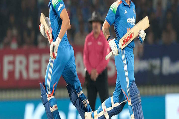 शुभमन गिल और विराट कोहली (तस्वीर क्रेडिट@rajeshkmrp)