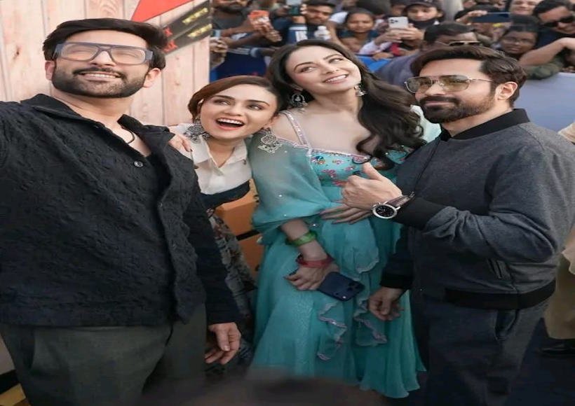 इंटरनेशनल काइट फेस्टिवल 2026 में इमरान हाशमी की मौजूदगी (तस्वीर क्रेडिट@EmraanTimes)