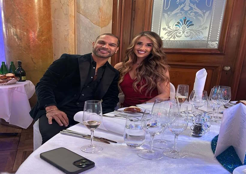 शिखर धवन ने गर्लफ्रेंड सोफी शाइन से की सगाई (तस्वीर क्रेडिट@JaikyYadav16)