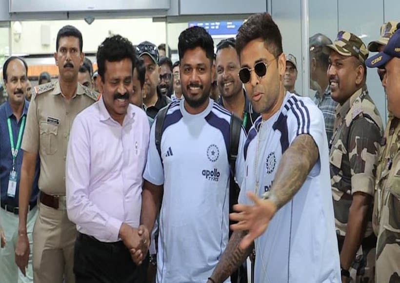 तिरुवनंतपुरम में संजू सैमसन का घरेलू स्वागत (तस्वीर क्रेडिट@ms_dhoni_077)