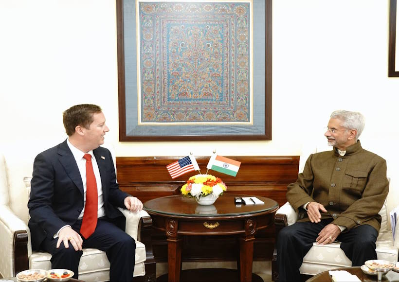 भारत के विदेश मंत्री डॉ. एस जयशंकर और अमेरिका के राजदूत सर्जियो गोर (तस्वीर क्रेडिट@AIRNewsHindi)