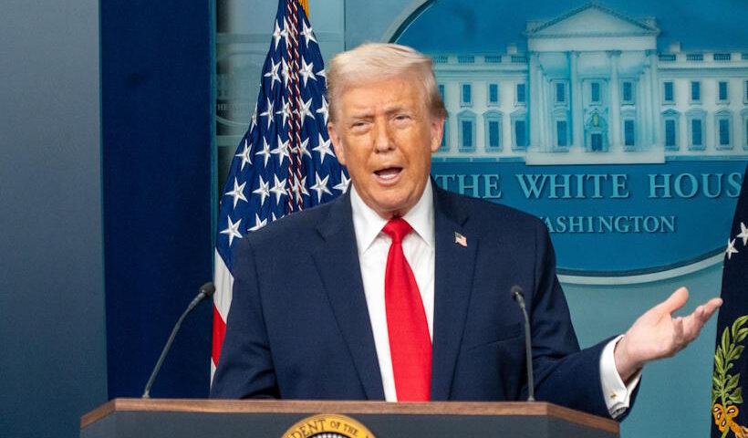 अमेरिका के राष्ट्रपति डोनाल्ड ट्रंप (तस्वीर क्रेडिट@AIRNewsHindi)