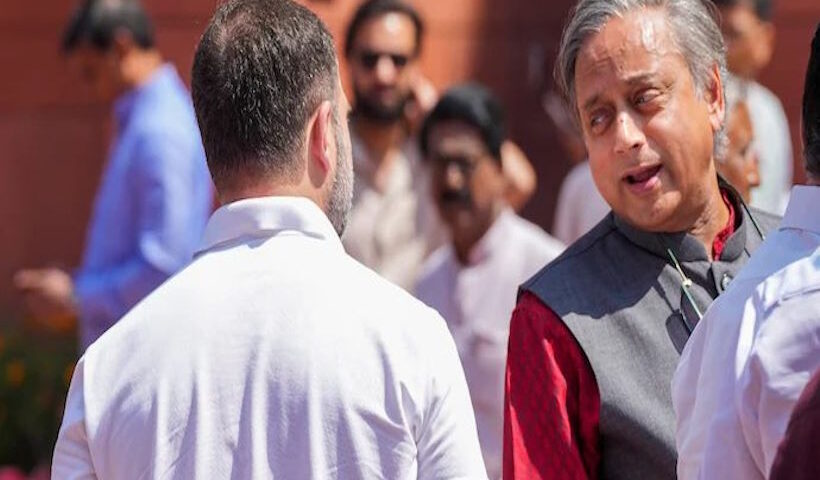 शशि थरूर और राहुल गांधी (तस्वीर क्रेडिट@ToolsTech4All)