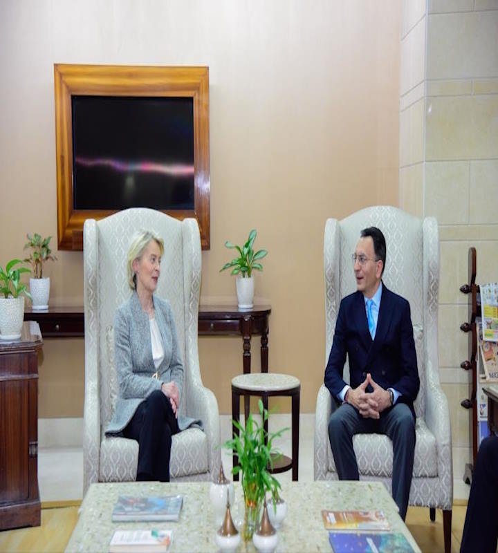 यूरोपियन कमीशन की अध्यक्ष उर्सुला वॉन डेर लेयेन और केंद्रीय मंत्री जितिन प्रसाद (तस्वीर क्रेडिट@ShaanUnfiltered)