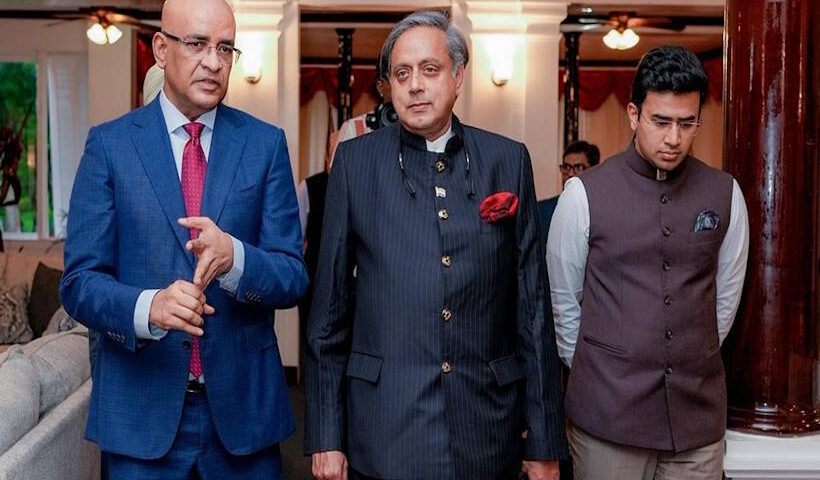 गुयाना के उपराष्ट्रपति माननीय डॉ. भरत जगदेव,भारतीय संसदीय प्रतिनिधिमंडल डॉ. शशि थरूर और भारतीय संसद सदस्य ताजश्वी सूर्या