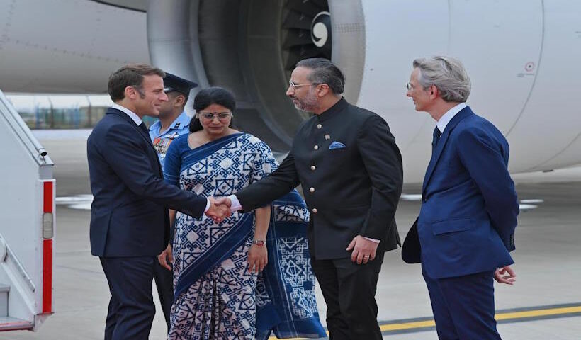 फ्रांस के राष्ट्रपति इमैनुएल मैक्रों का भारत दौरा (तस्वीर क्रेडिट@AnupriyaSPatel)