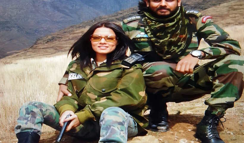 अभिनेत्री सेलिना जेटली और उनके भाई मेजर विक्रांत जेटली (तस्वीर क्रेडिट@CelinaJaitly)