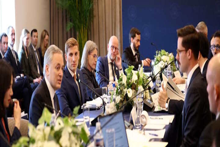 पैक्स सिलिका में भारत की एंट्री से अमेरिका-भारत रणनीतिक साझेदारी को नई धार (तस्वीर क्रेडिट@UnderSecE)