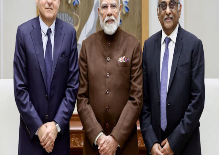 प्रधानमंत्री नरेंद्र मोदी से रोल्स-रॉयस के सीईओ की मुलाकात (तस्वीर क्रेडिट@RollsRoyceIndia)