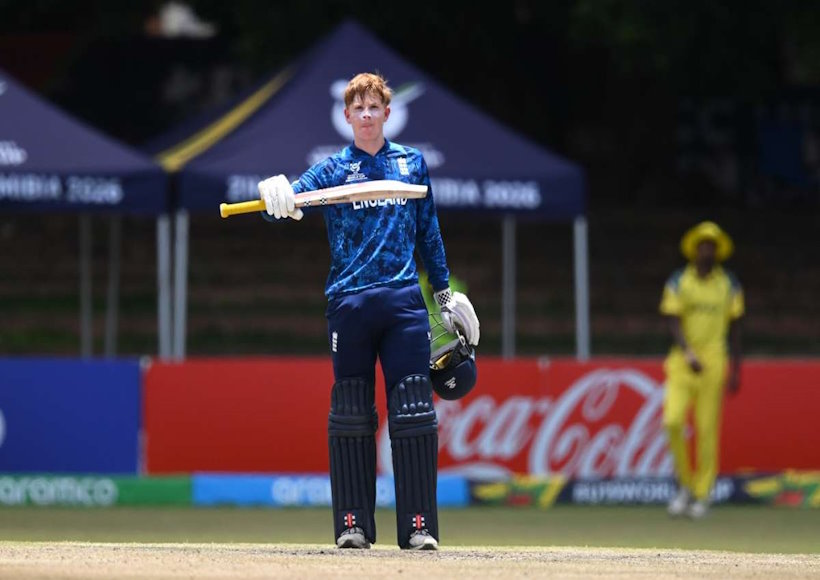 थॉमस रेव की शतकीय पारी से इंग्लैंड अंडर-19 विश्व कप के फाइनल में (तस्वीर क्रेडिट@TheYorkerBall)