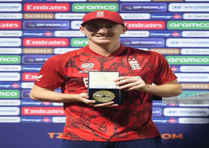 हैरी ब्रूक के तूफानी शतक से इंग्लैंड की रोमांचक जीत (तस्वीर क्रेडिट@Ritikku01875468)