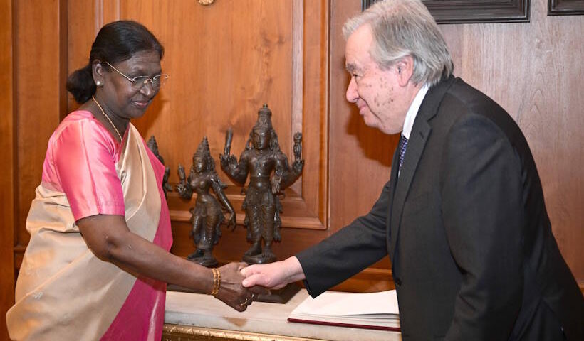 राष्ट्रपति मुर्मू से मिले एंटोनियो गुटेरेस (तस्वीर क्रेडिट@rashtrapatibhvn)