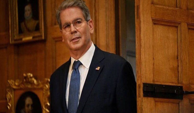 अमेरिकी ट्रेजरी से जुड़े वरिष्ठ अधिकारी स्कॉट बेसेंट