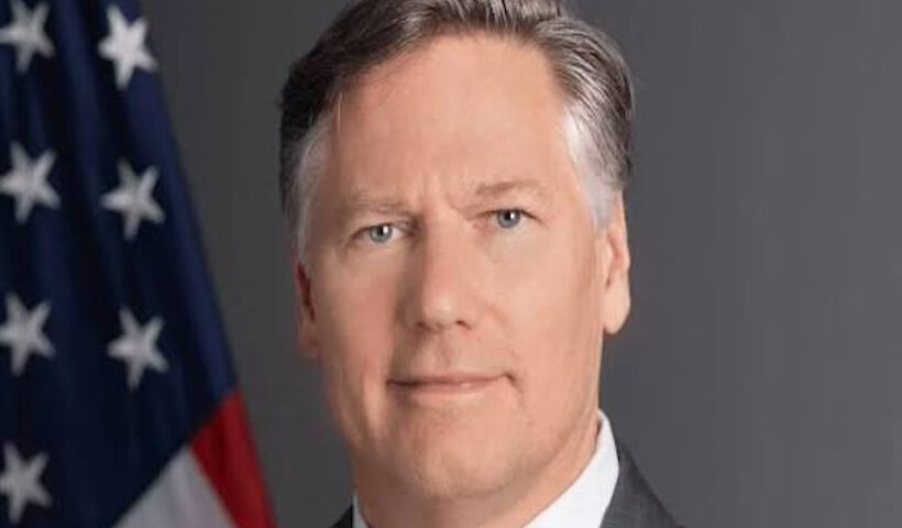 अमेरिका के डिप्टी सेक्रेटरी ऑफ स्टेट क्रिस्टोफर लैंडौ (तस्वीर क्रेडिट@MARADIOFM)