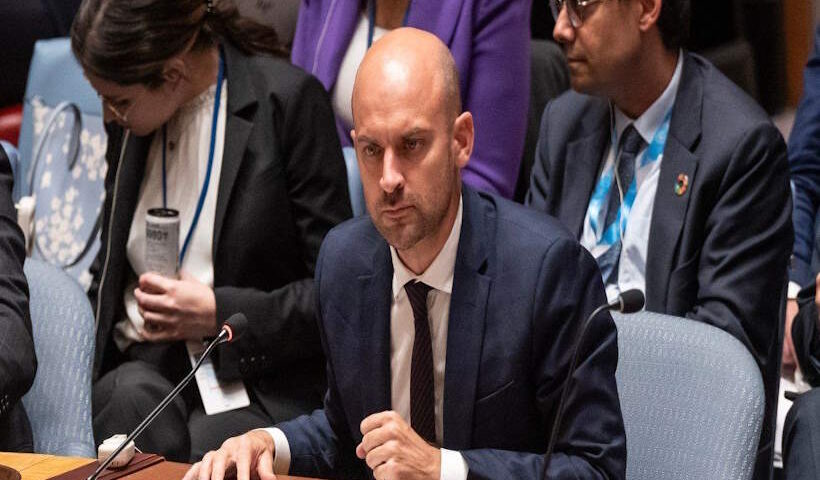 फ्रांस के विदेश मंत्री जीन-नोएल बारो (तस्वीर क्रेडिट@BoGossPrebackup)