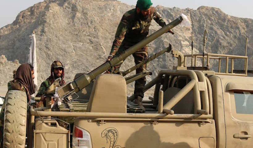 अफगानिस्तान का पाकिस्तान पर बड़ा हवाई हमला (तस्वीर क्रेडिट@Anviyadavsocial)