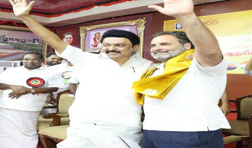 तमिलनाडु चुनाव से पहले डीएमके-कांग्रेस में सीट बँटवारे पर टकराव (तस्वीर क्रेडिट@adhil_khanINC)