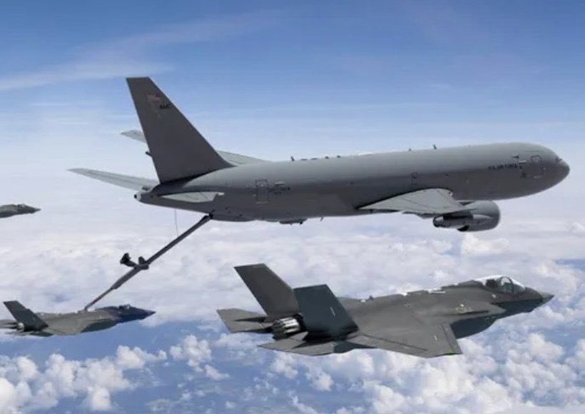 पश्चिमी इराक में अमेरिकी वायुसेना का केसी-135 रिफ्यूलिंग विमान दुर्घटनाग्रस्त (तस्वीर क्रेडिट@Amityadav_7272)