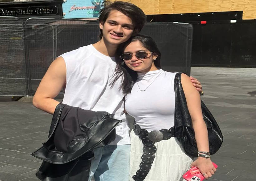 जन्नत जुबैर रहमानी और उनके छोटे भाई अयान रहमानी (तस्वीर क्रेडिट@JaikyYadav16)