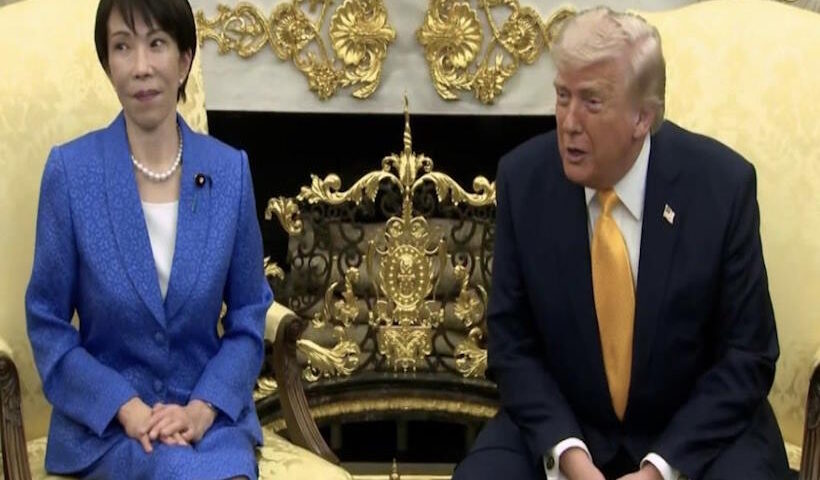 अमेरिकी राष्ट्रपति डोनाल्ड ट्रंप और जापान की प्रधानमंत्री सानाए ताकाइची (तस्वीर क्रेडिट@BrittanyinTexas)