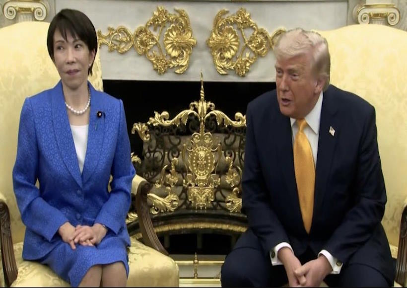 अमेरिकी राष्ट्रपति डोनाल्ड ट्रंप और जापान की प्रधानमंत्री सानाए ताकाइची (तस्वीर क्रेडिट@BrittanyinTexas)